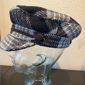 Stylish Black and Gray Women’s Cap